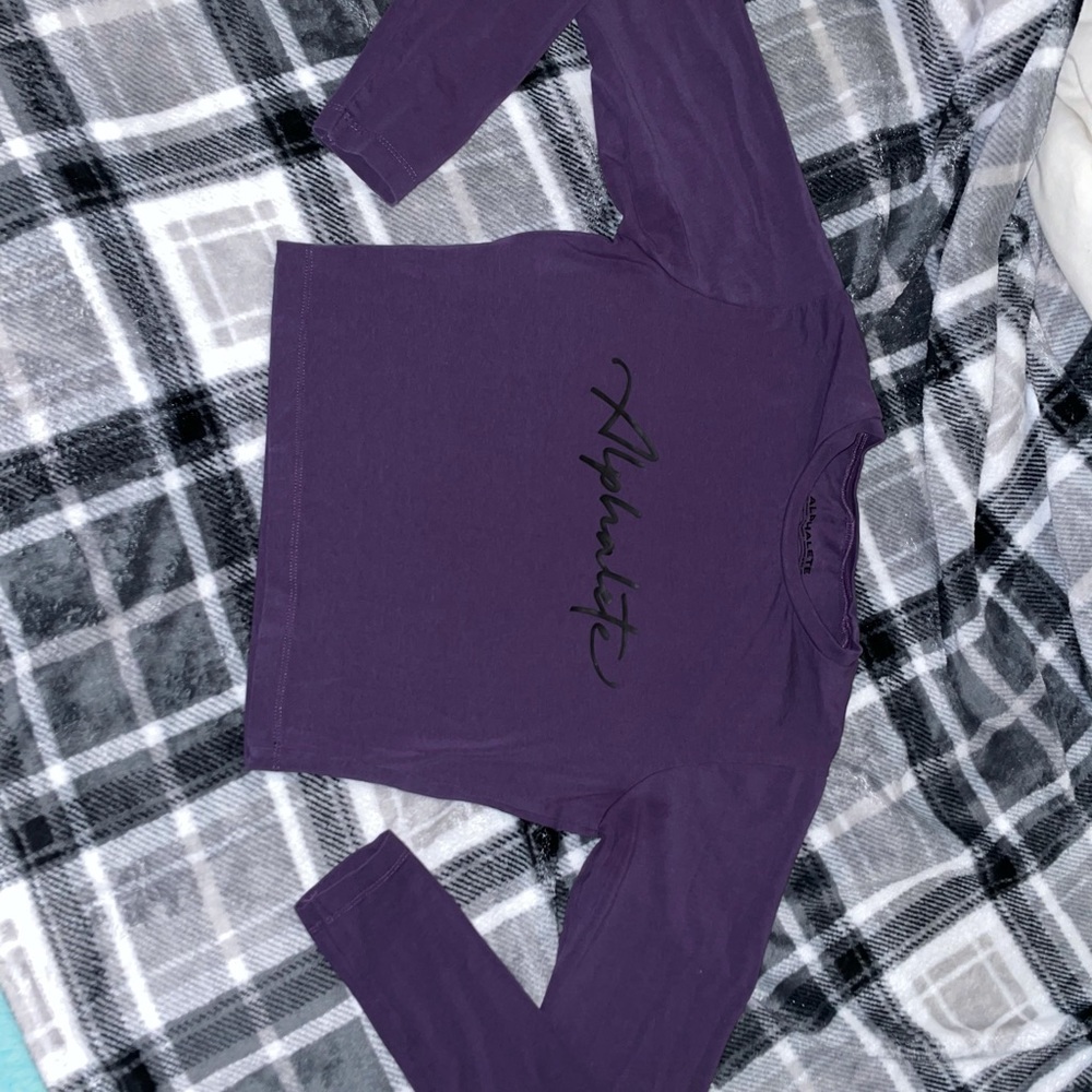 Alphalete long sleeve top